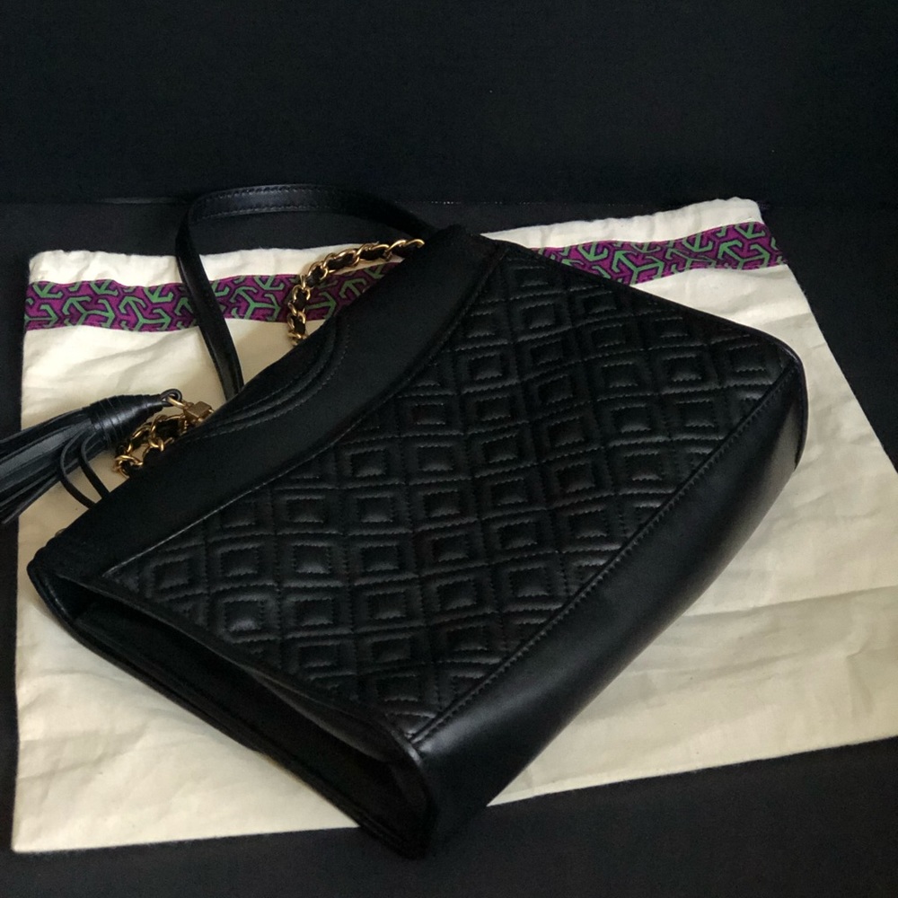 XX SOLD XX Fleming convertible Tory Burch shoulder bag - Picture 7 of 8